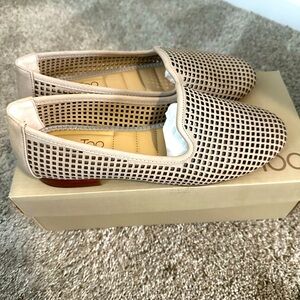 Brand new me too loafers